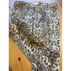 Isabel Marant broek met luipaardprint maat S (valt ruim)