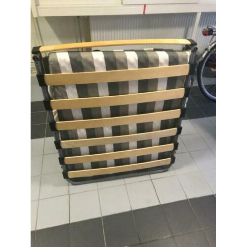 Opklap bed