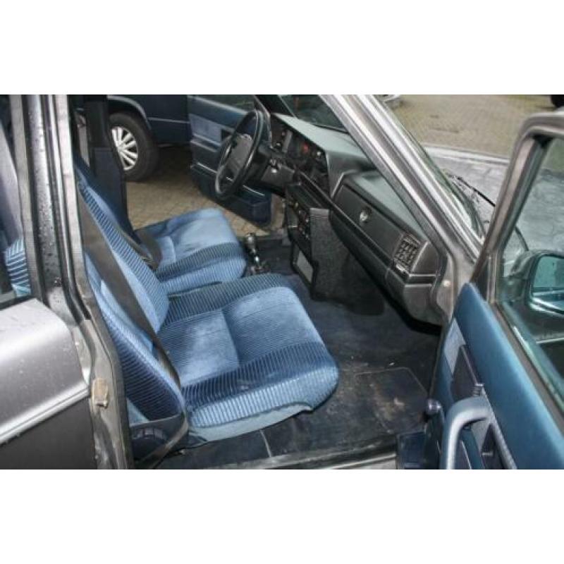 Volvo 245 GL met Overdrive (bj 1982)