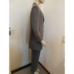 Diana Gallesi jasje en pantalon / broekpak maat 38 vintage