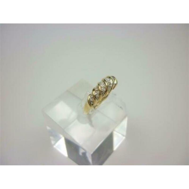 Ring goud met ca 0.10K diamanten / Z6240