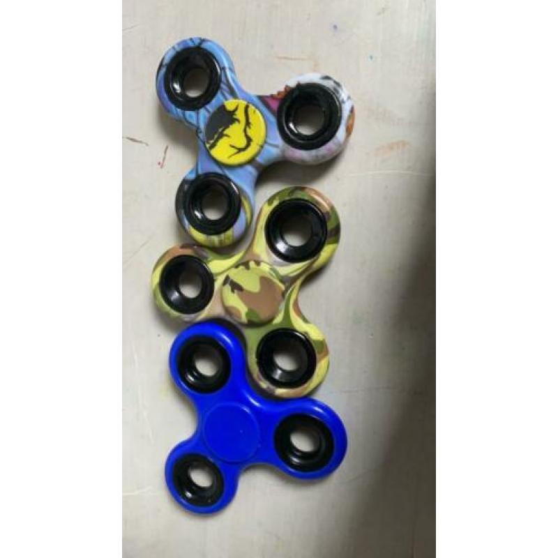 Fidget spinners