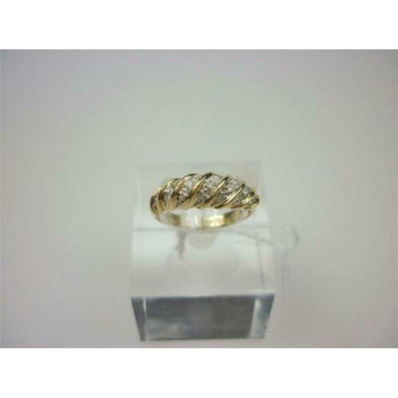 Ring goud met ca 0.10K diamanten / Z6240