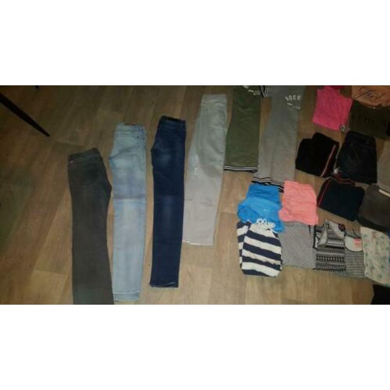 mooie meiden.kleding maat 134/176