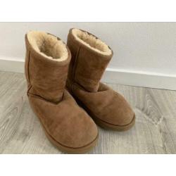 UGG classic bruin/cognac maat 36/37 schoenen laarzen laag