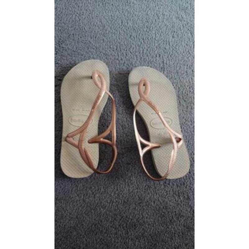 Havaianas rosé gold