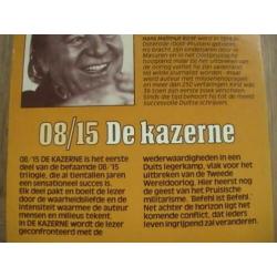 boek - Kirst - 08/15 De kazerne