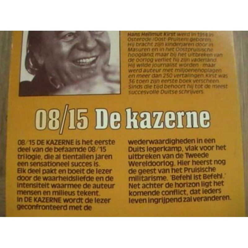 boek - Kirst - 08/15 De kazerne