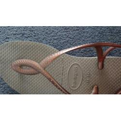 Havaianas rosé gold