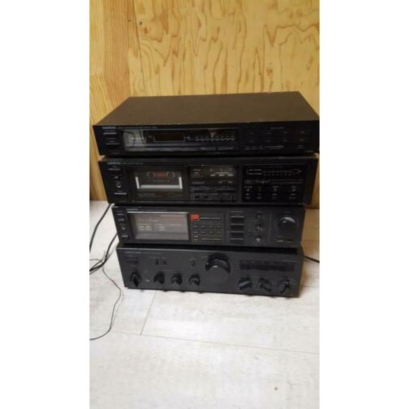 onkyo integra versterker set radio Sony hi fi