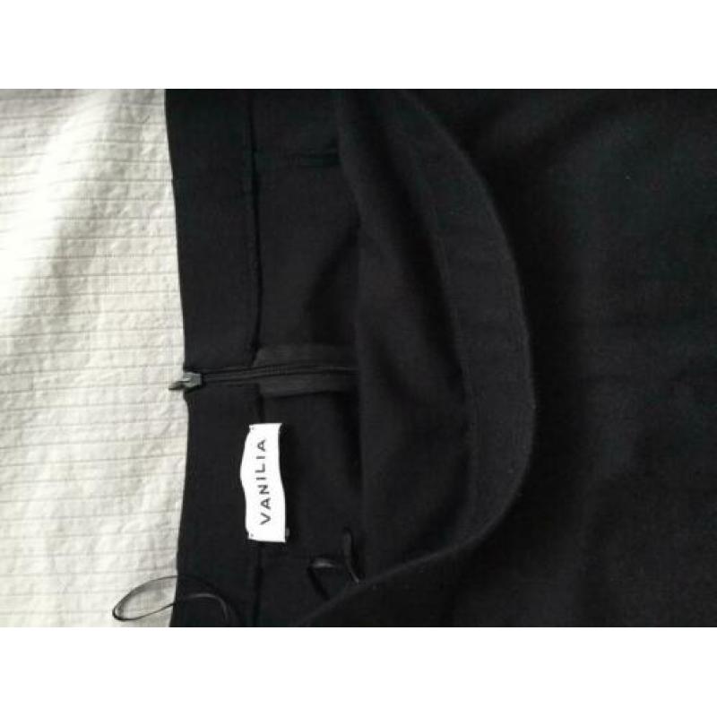 Vanilia rok maat 44 (42)