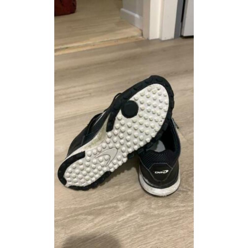 Zeer nette Dita STBL 100 hockeyschoenen maat 39