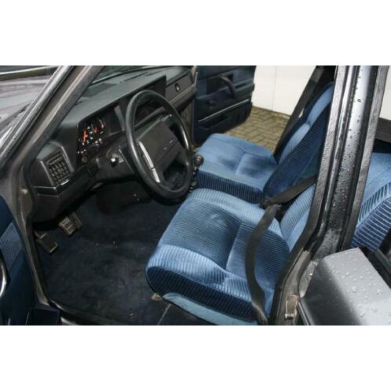 Volvo 245 GL met Overdrive (bj 1982)
