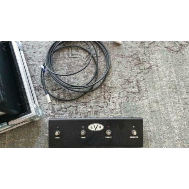 EVH 5150 III 100 watt. Gitaarversterker buizentop.