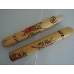 Ouderwetse houten breinaalden koker