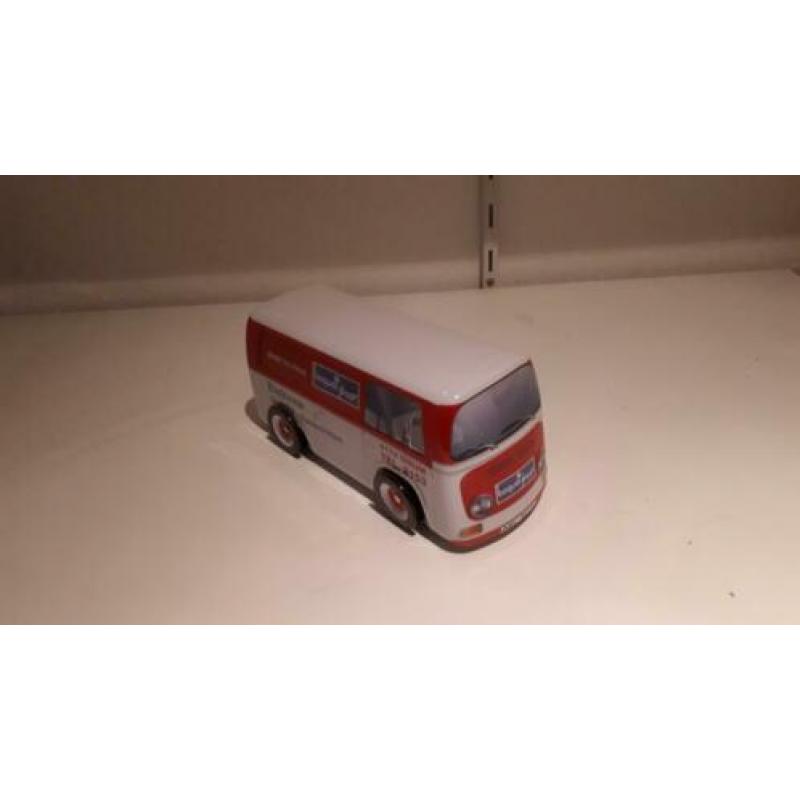 Blik bus model