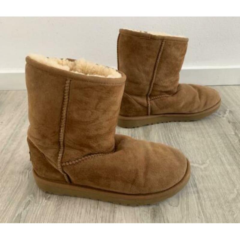 UGG classic bruin/cognac maat 36/37 schoenen laarzen laag