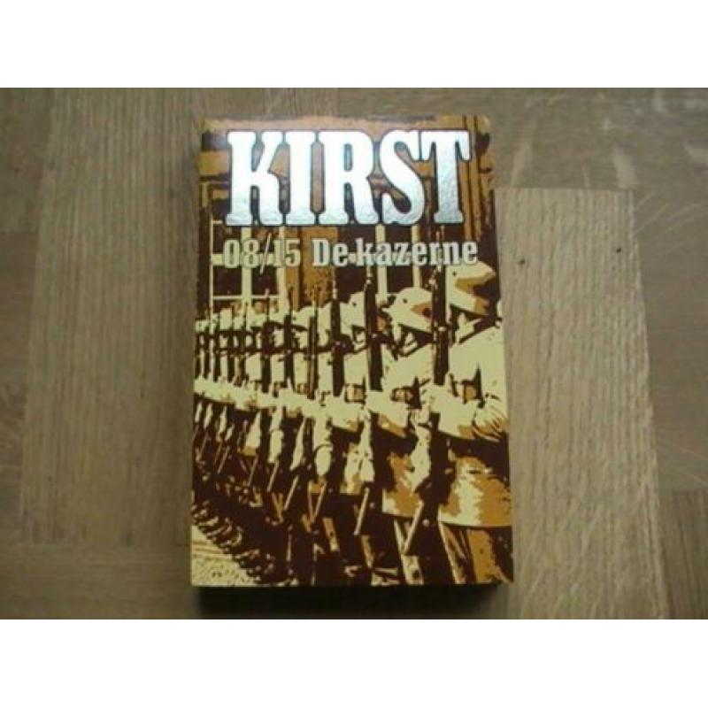 boek - Kirst - 08/15 De kazerne