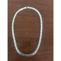 Dames collier. Zilver