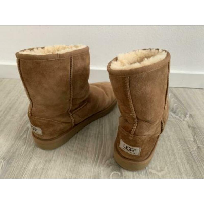 UGG classic bruin/cognac maat 36/37 schoenen laarzen laag