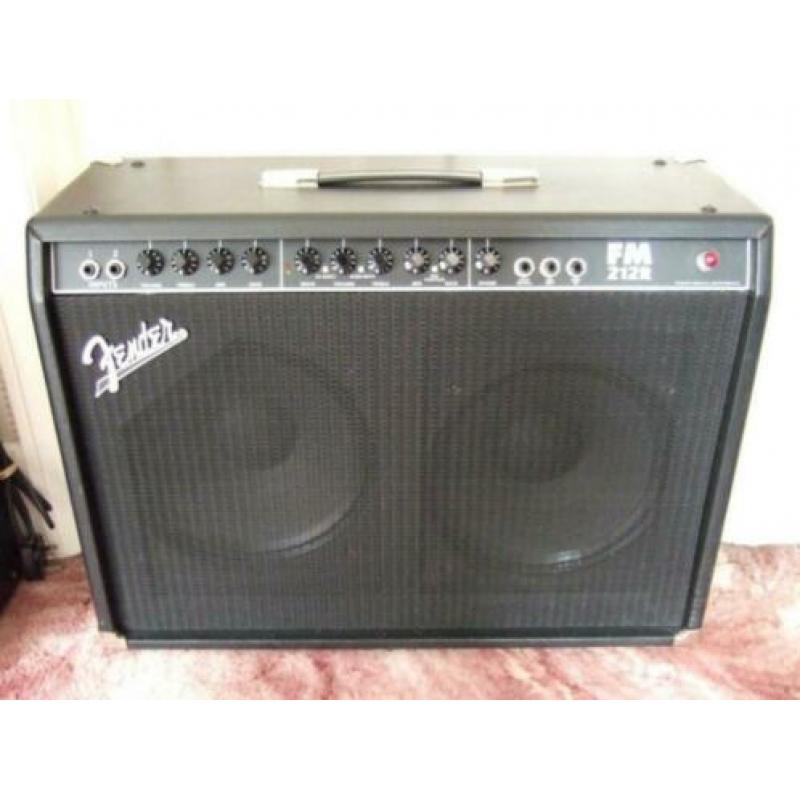 Fender FM212R gitaarversterker gitaarcombo