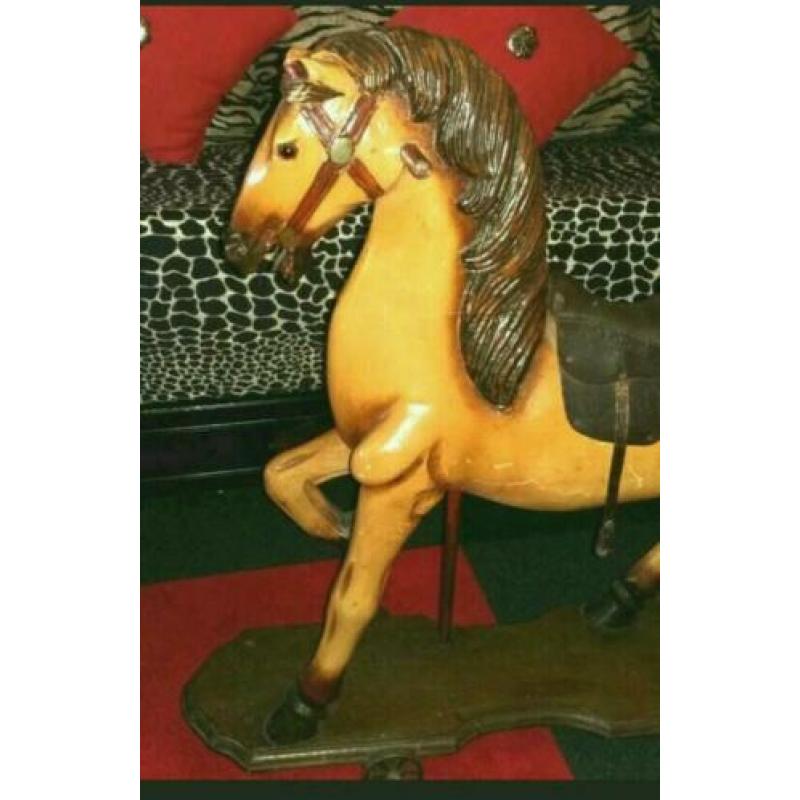 Hobbelpaard antiek