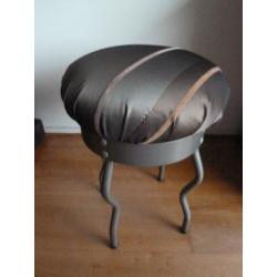 Stoffen kruk met zilveren pootjes 50 x 35 cm,