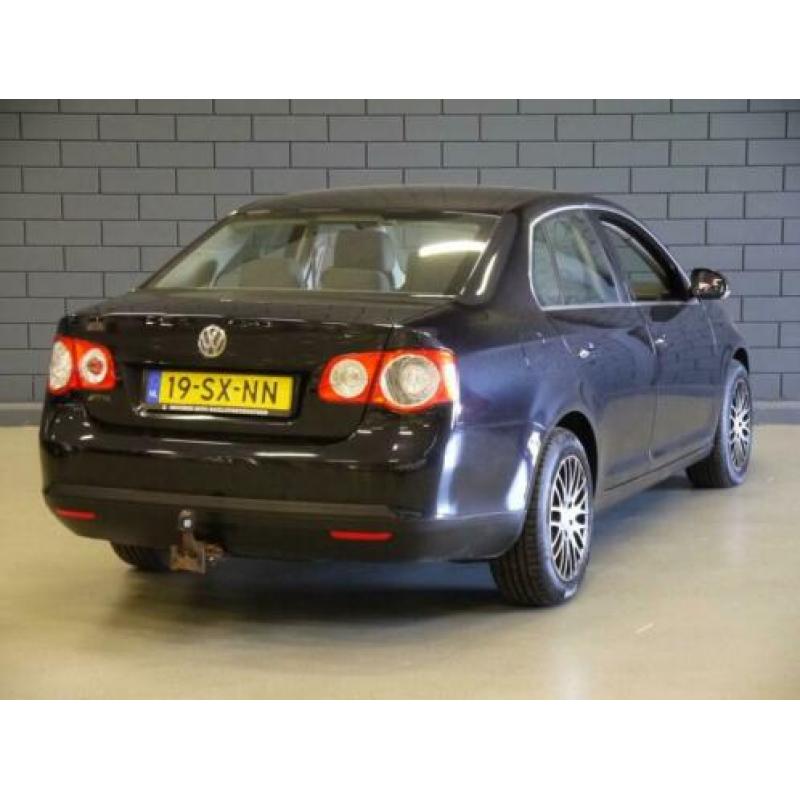 Volkswagen Jetta 1.6 FSI Comfortline | AIRCO | (bj 2006)
