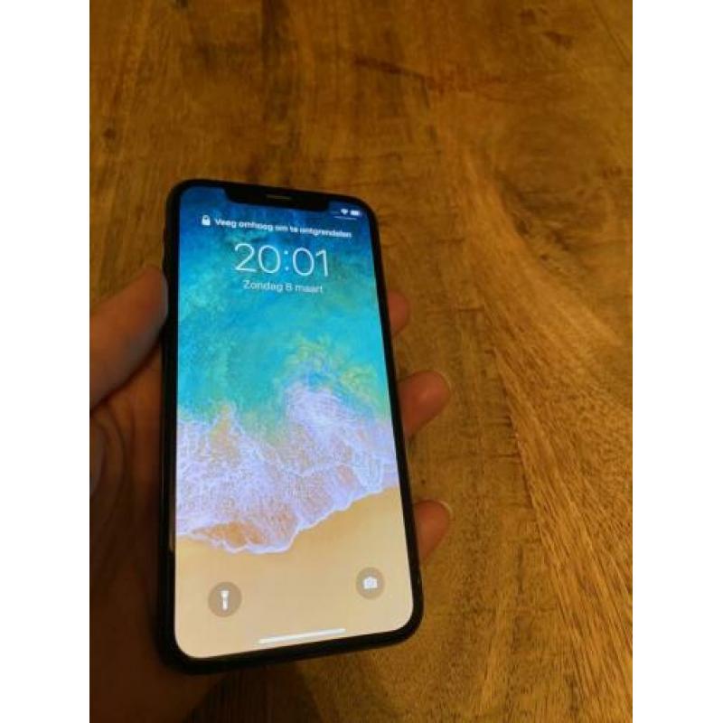 iPhone X, 256 GB, black