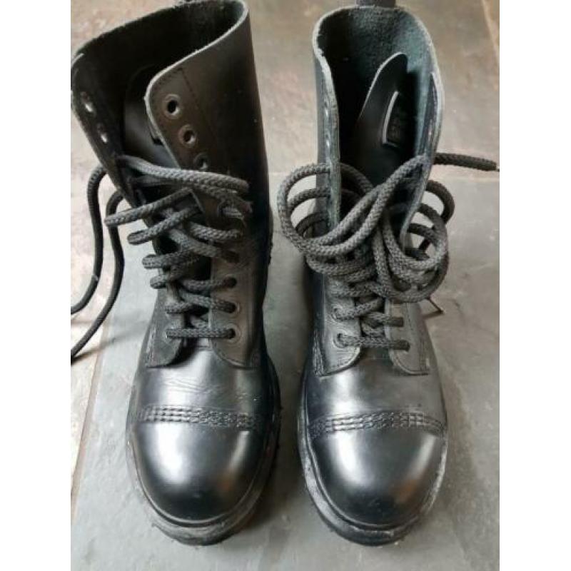 Dr martens 39 zgan met stalen neus