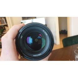 sony 85mm 1.8