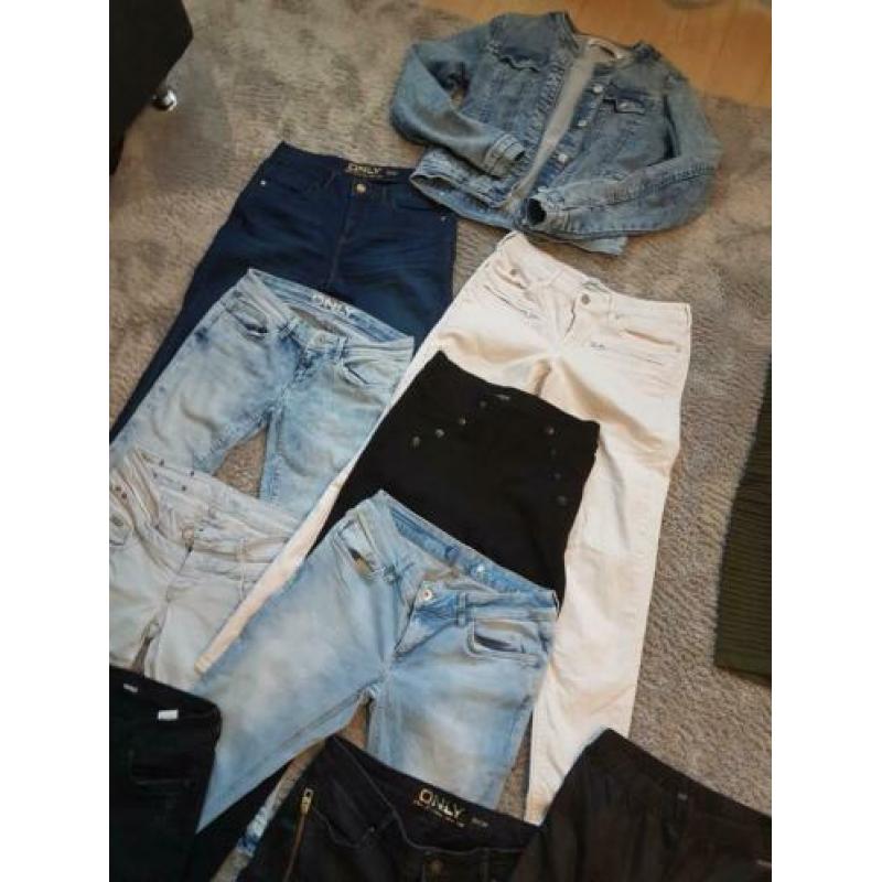 Partij 20 stuks dames merkkleding is jeans nieuw only enz