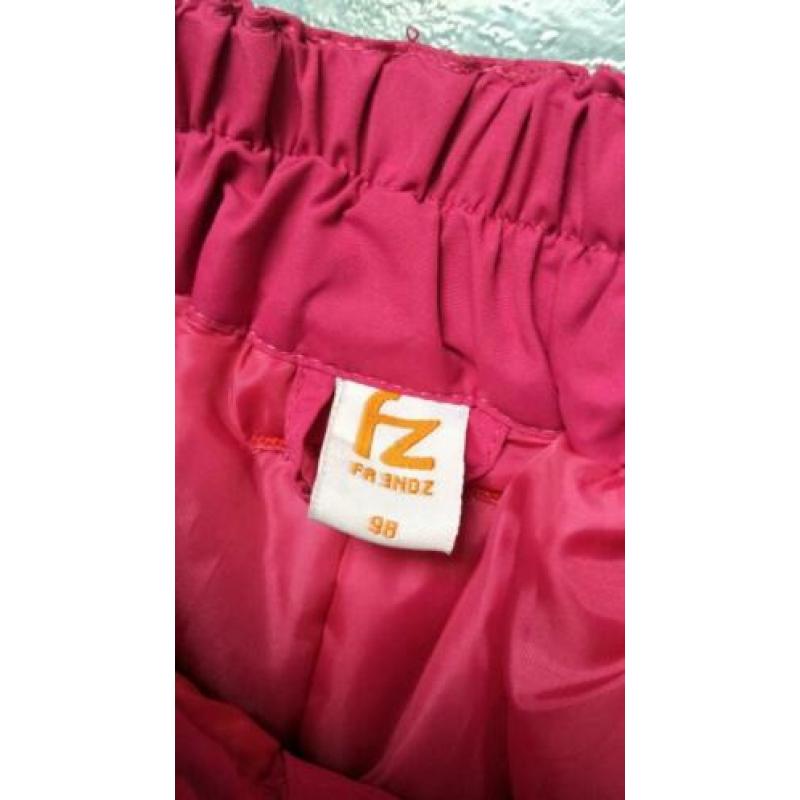Van het merk FRENDZ prachtige Ski/Winterbroek mt.98