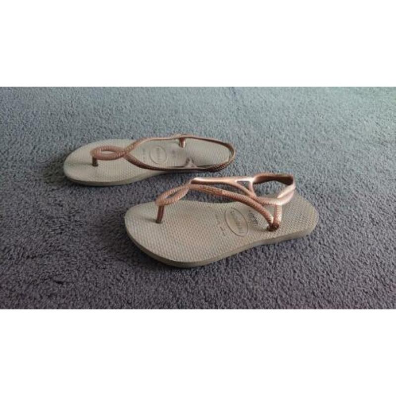Havaianas rosé gold