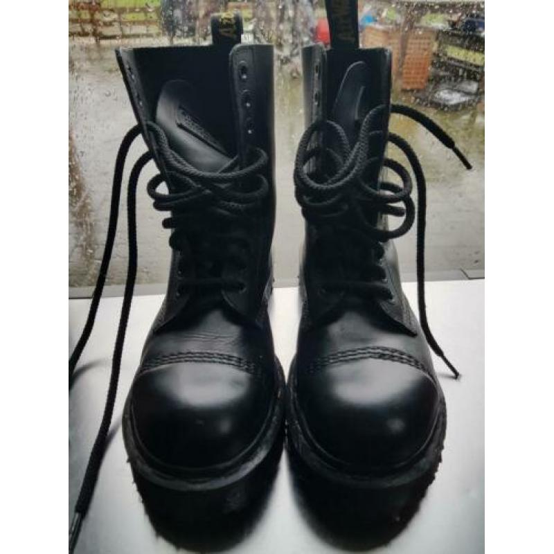 Dr martens 39 zgan met stalen neus