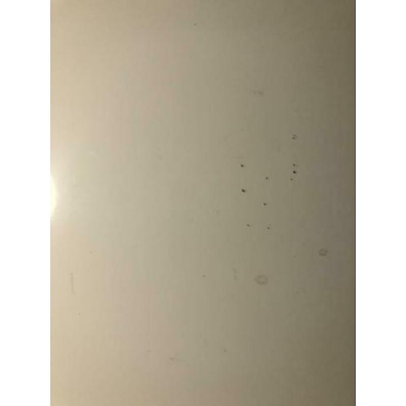 Hoogglans witte eettafel