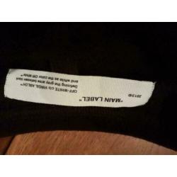 Off white maat S in zeer goede staat/zgan