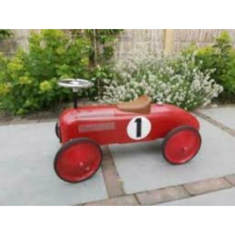 Rode "Retro Roller" loopauto, in mooie staat.