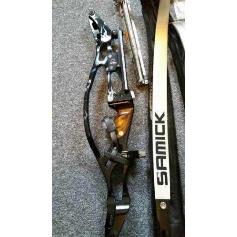 Hoyt Recurve handboog