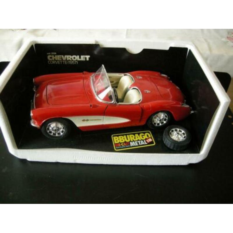 CHEVROLET CORVETTE 1957 miniatuur 1:18