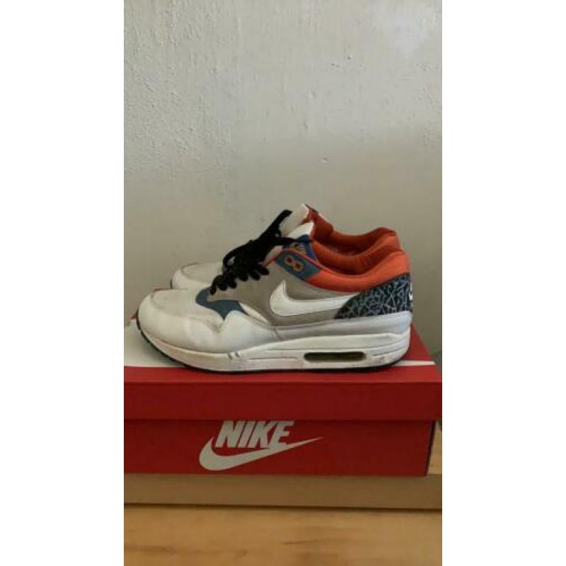 Nike air Max 1 Friendly Football Pack 44