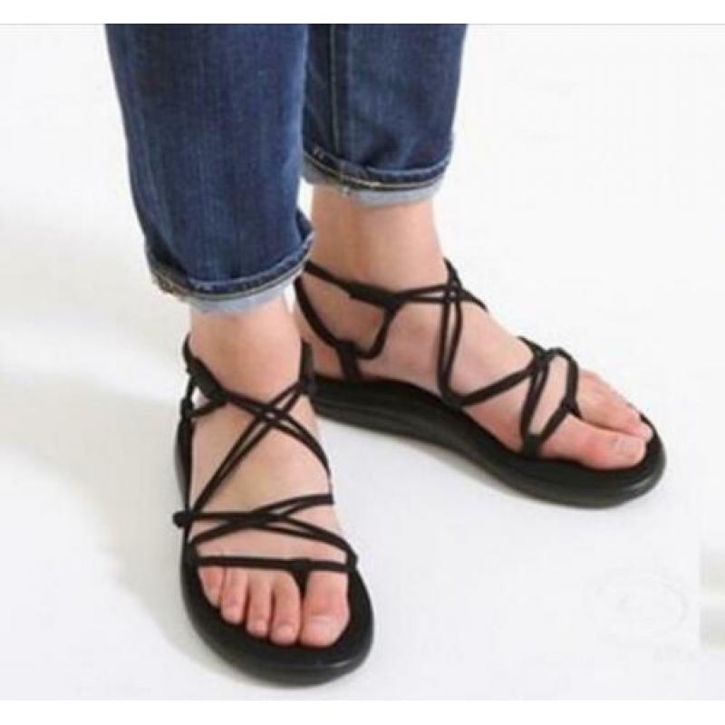 Nieuwe Teva slippers