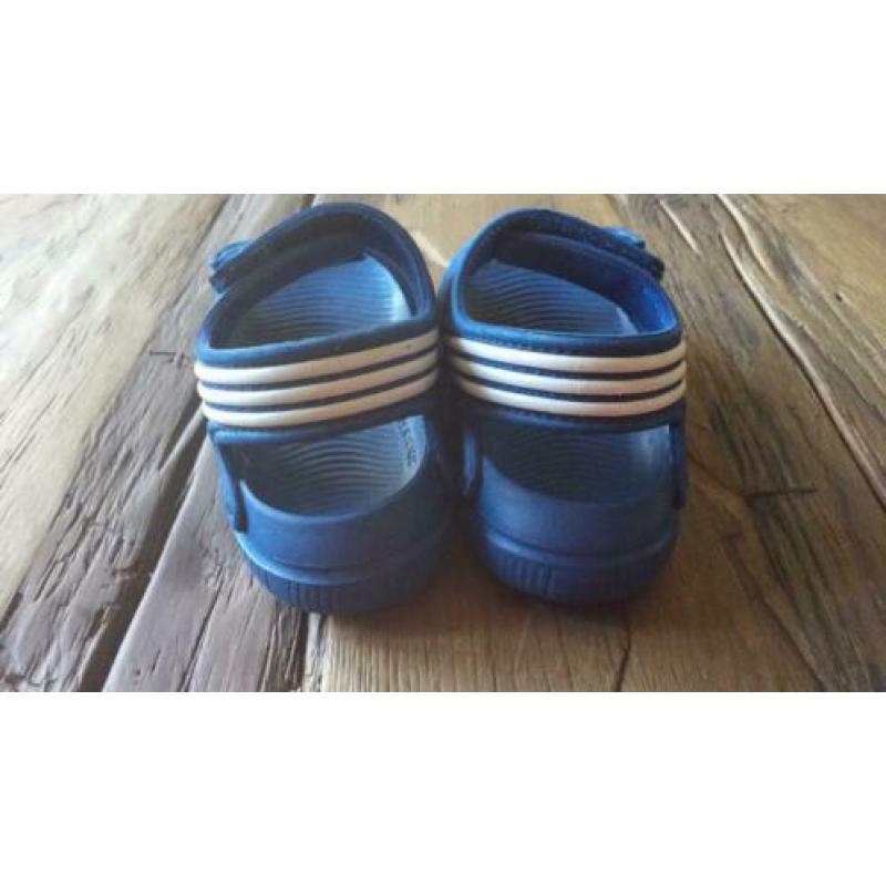 Adidas Altaswim sandalen 24