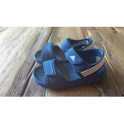 Adidas Altaswim sandalen 24