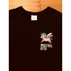 Gave zwarte COLOURFUL Rebel trui met Unicorn borduursel!