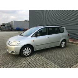 Toyota Avensis Verso 2.0 D4-D Linea Luna diesel airco 5 pers