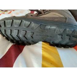 Decathlon hiking shoes