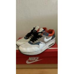 Nike air Max 1 Friendly Football Pack 44