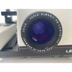 Leica Diaprojector met groot zilverscherm