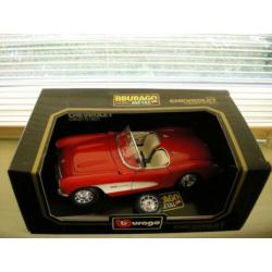 CHEVROLET CORVETTE 1957 miniatuur 1:18